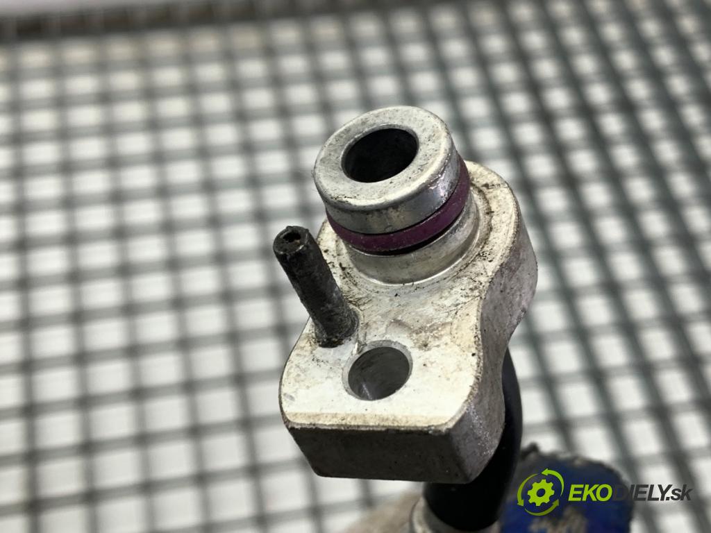 AUDI A6 C7 Kombi 2017 445 kW RS6 performance quattro 3993 rúrka klimatizace 4G0816741AJ (Trubka klimatizace)