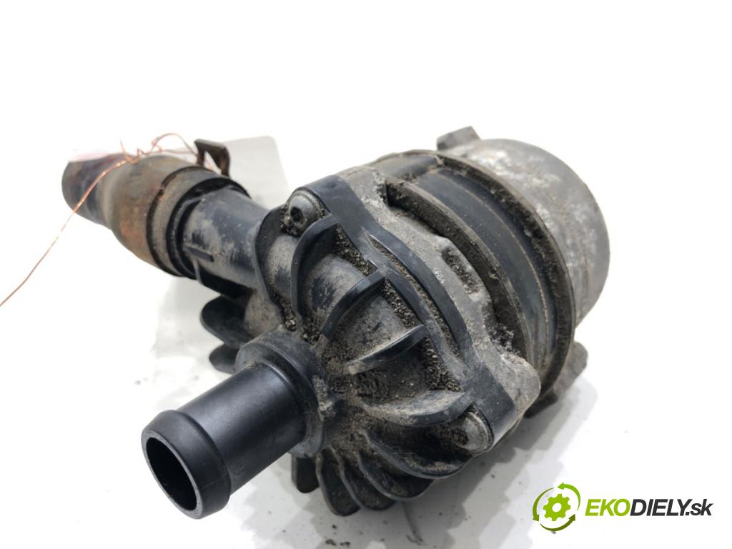 AUDI A6 C7 Kombi 2017 445 kW RS6 performance quattro 3993 DALŠÍ: pumpa vody 8K0965567A (Vodní pumpa)