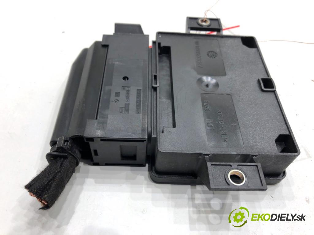 AUDI A6 C7 Kombi 2017 445 kW RS6 performance quattro 3993 modul brzdy ruční brzdy 4H0907801M