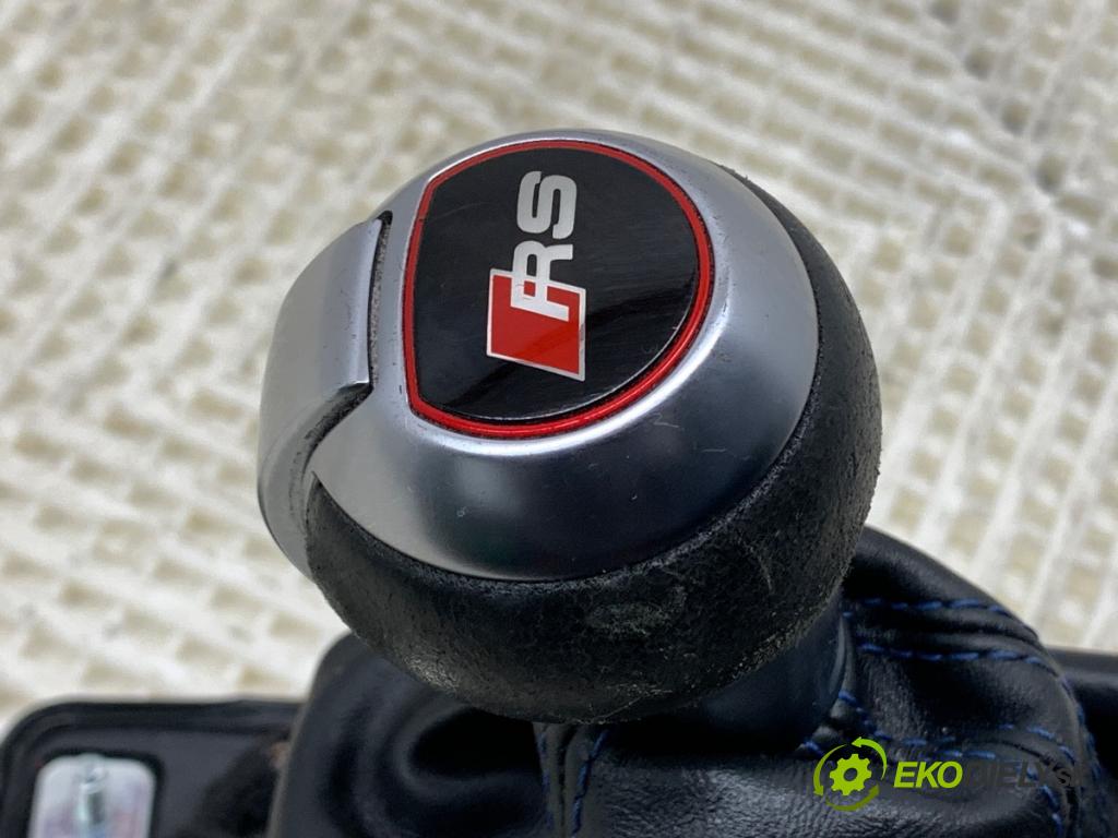 AUDI A6 C7 Kombi 2017 445 kW RS6 performance quattro 3993 Kulisa 4G1713041BA (Rýchlostná páka (kulisa))