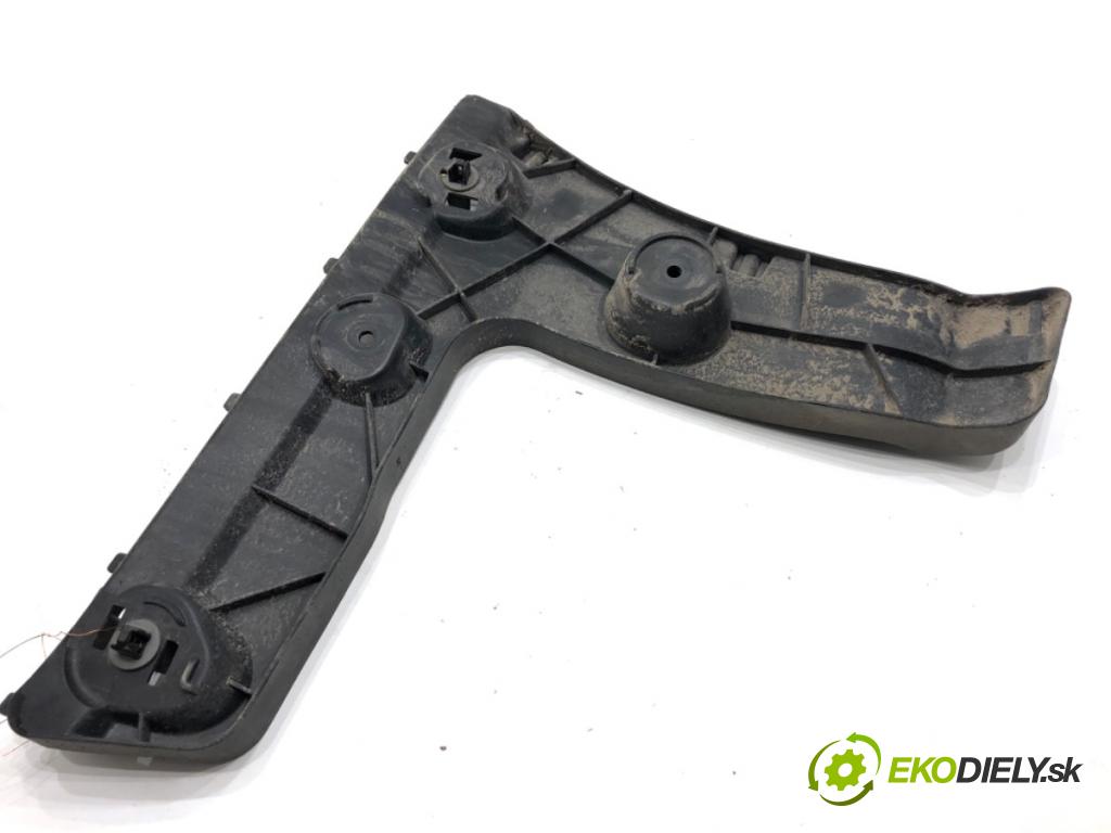 AUDI A6 C7 Kombi 2017 445 kW RS6 performance quattro 3993 úchyt nárazníka levý zadní část 4G9807453B