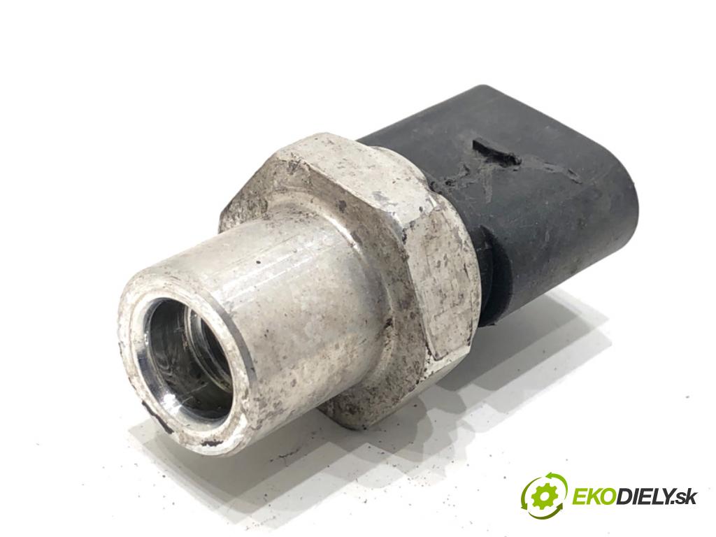 AUDI A6 C7 Kombi 2017 445 kW RS6 performance quattro 3993 Snímač klimatizácie 4H0959126B (Snímač klimatizácie)