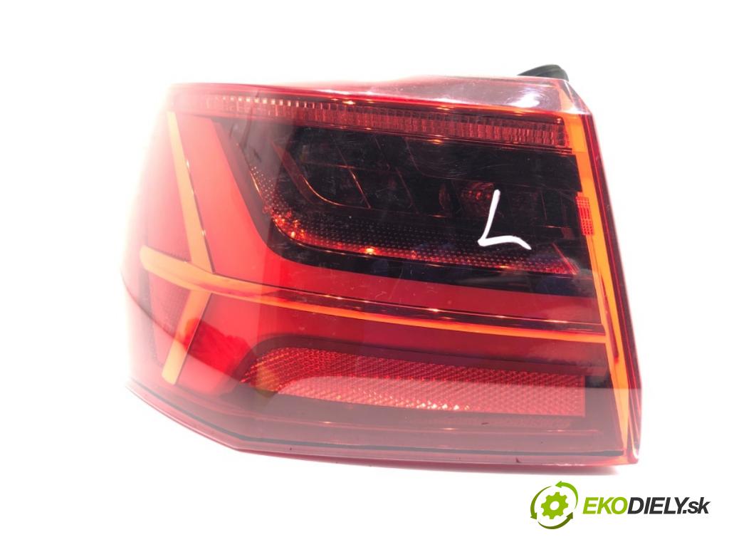 AUDI A6 C7 Kombi 2017 445 kW RS6 performance quattro 3993 Svetlo ľavy zad 4G9945095F