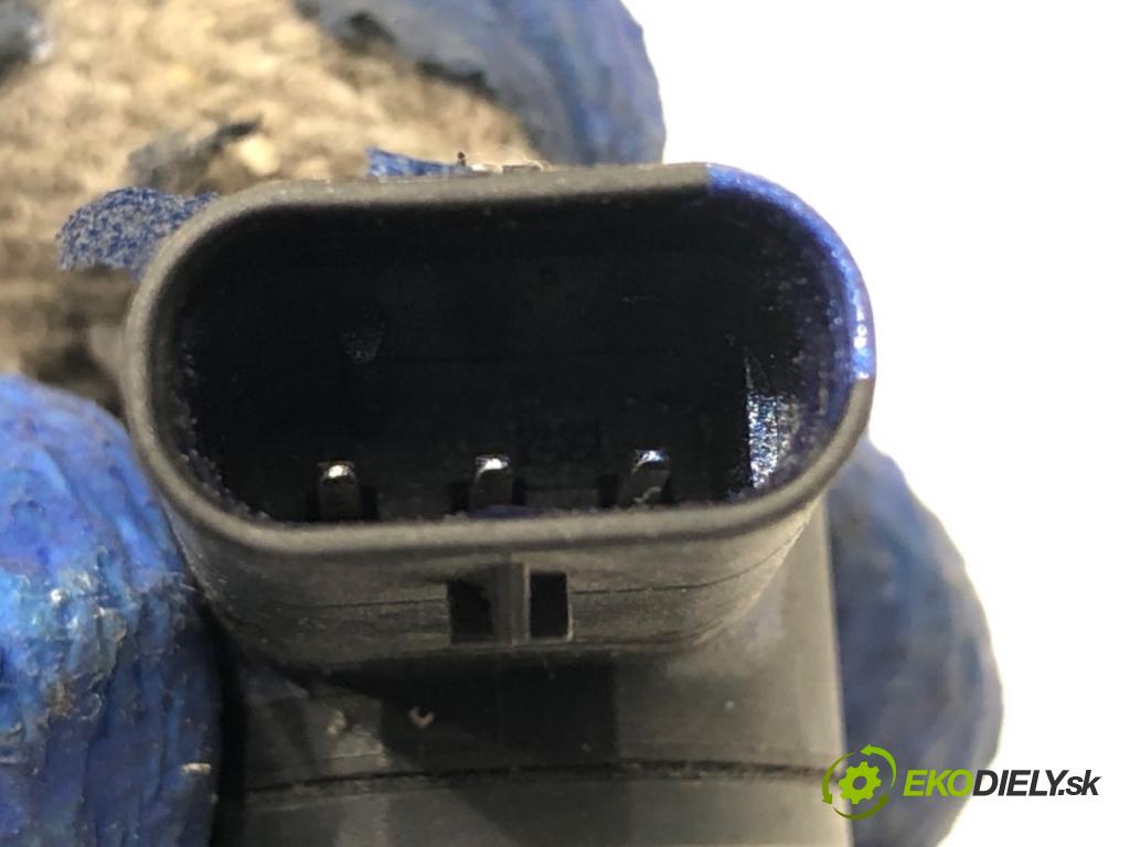 AUDI A6 C7 Kombi 2017 445 kW RS6 performance quattro 3993 snímač PDC 1S0919275C