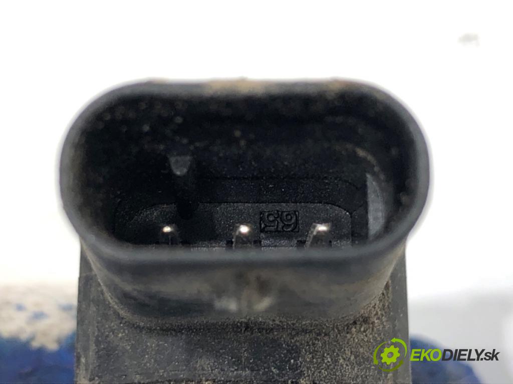 AUDI A6 C7 Kombi 2017 445 kW RS6 performance quattro 3993 snímač PDC 1S0919275C