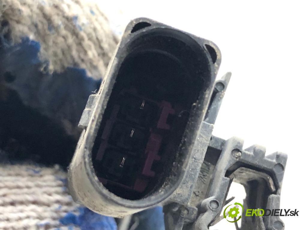 AUDI A6 C7 Kombi 2017 445 kW RS6 performance quattro 3993 DALŠÍ: pumpa vody 6R0965561A (Vodní pumpa)