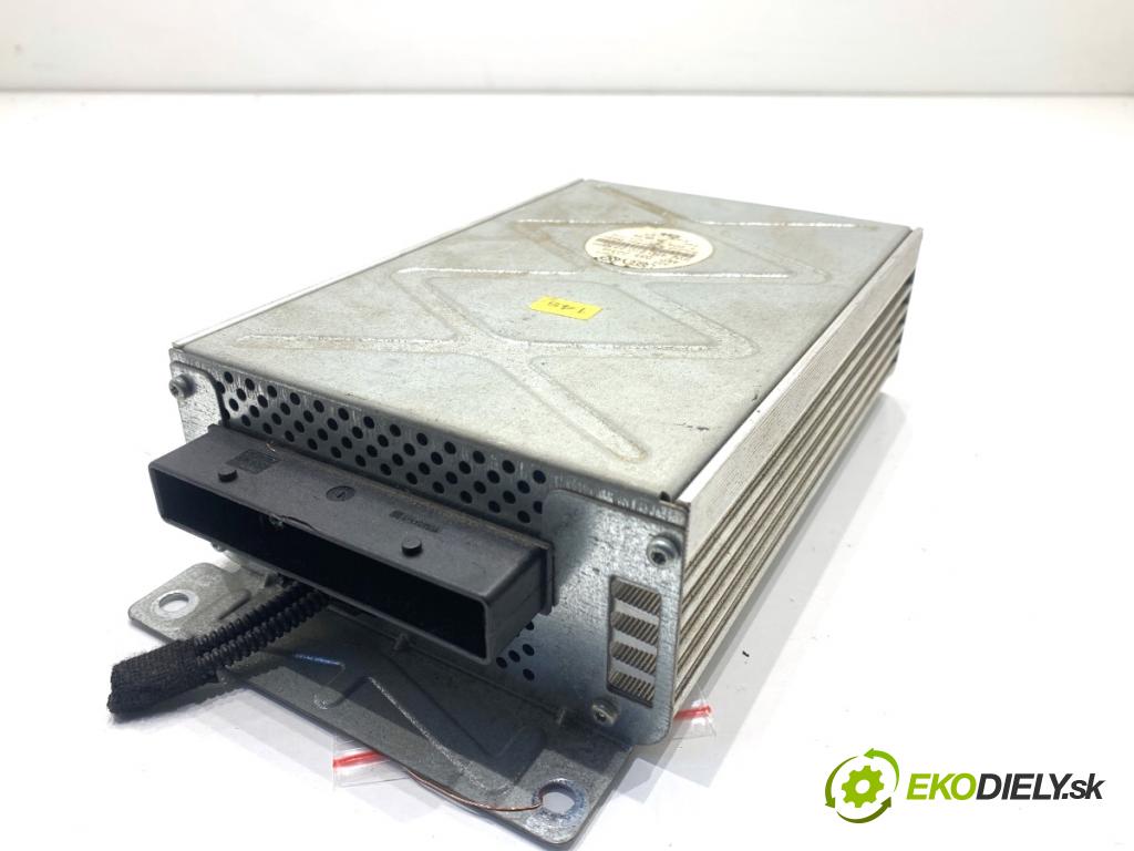 AUDI A6 C6 sedan 2004 188 kW 3.2 FSI 3123 Zosilňovač 4F0035223 (Zosilňovač)