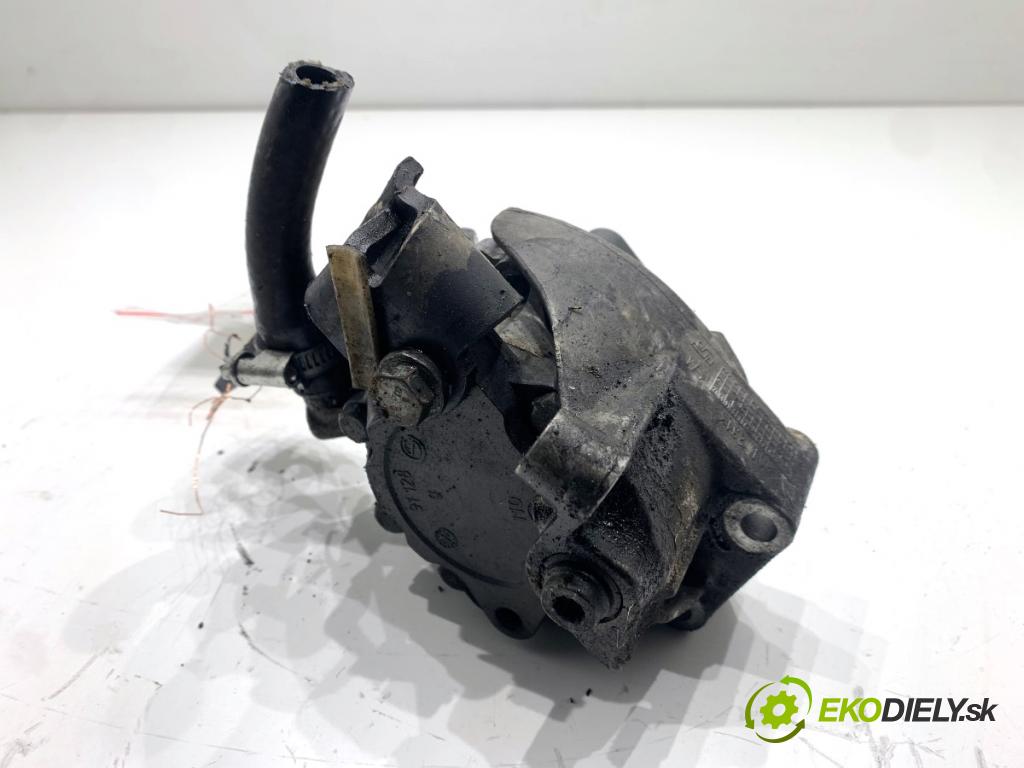 AUDI A6 C6 sedan 2004 188 kW 3.2 FSI 3123 Pumpa servočerpadlo  (Servočerpadlo)