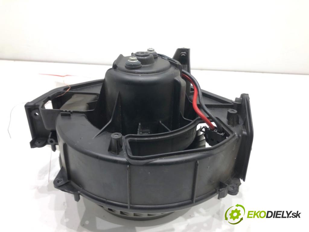 AUDI A6 C6 sedan 2004 188 kW 3.2 FSI 3123 ventilátor kúrenia