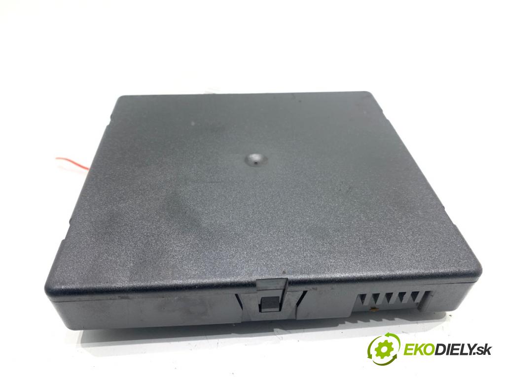 AUDI A6 C6 sedan 2004 188 kW 3.2 FSI 3123 Modul komfortu 4F0907289D (Modul komfortu)