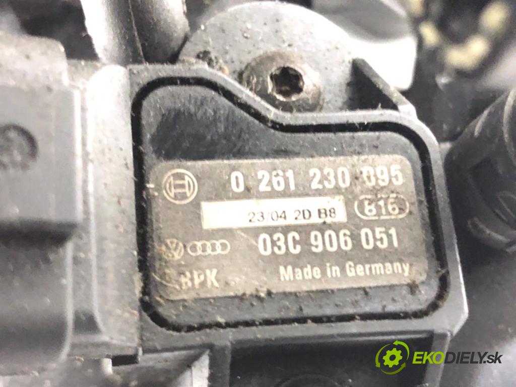 AUDI A6 C6 sedan 2004 188 kW 3.2 FSI 3123 Potrubie sacie, sanie 8599193 (Sacie potrubie)