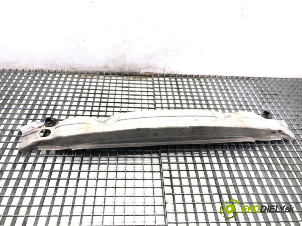 AUDI A6 C6 sedan 2004 188 kW 3.2 FSI 3123 výztuha nárazníka přední část  (Přední výztuha)