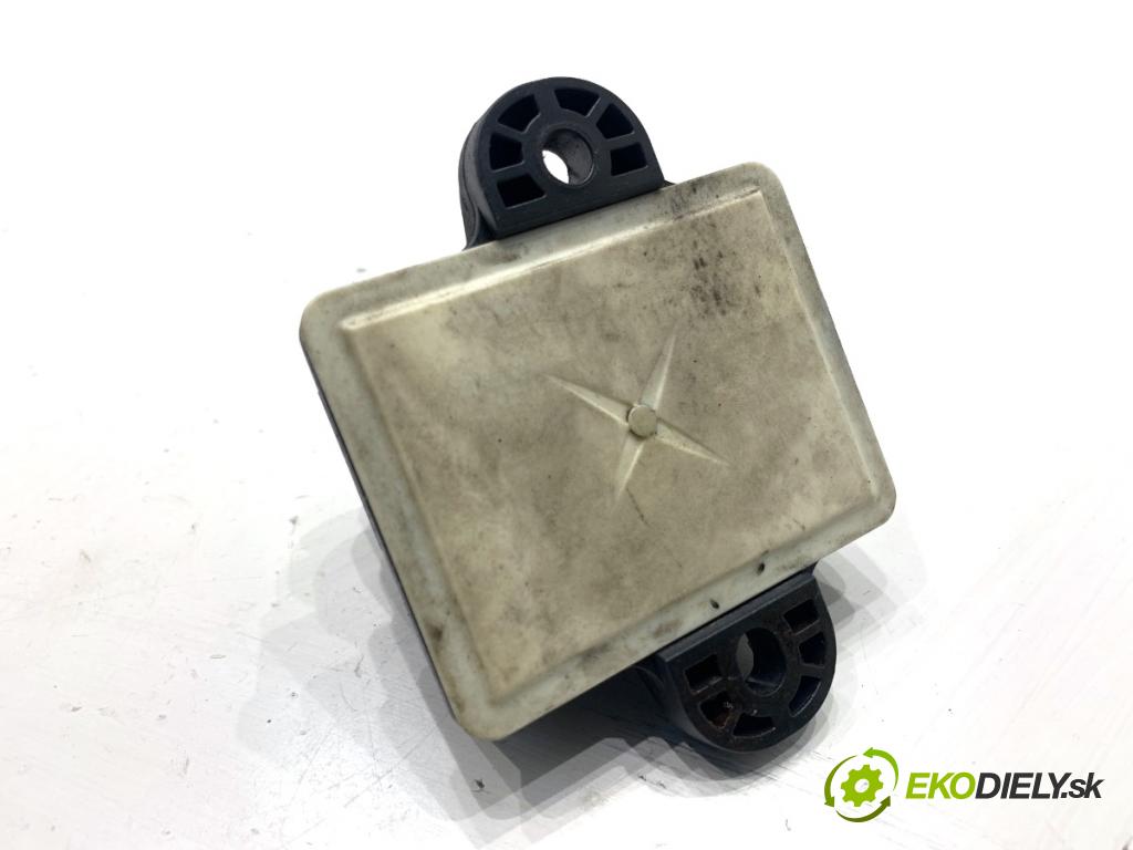 MERCEDES-BENZ X204 SUV 2010 125 kW 220 CDI (204.902) 2143 relé sviečok žhavenia A6519000900 (Relé)