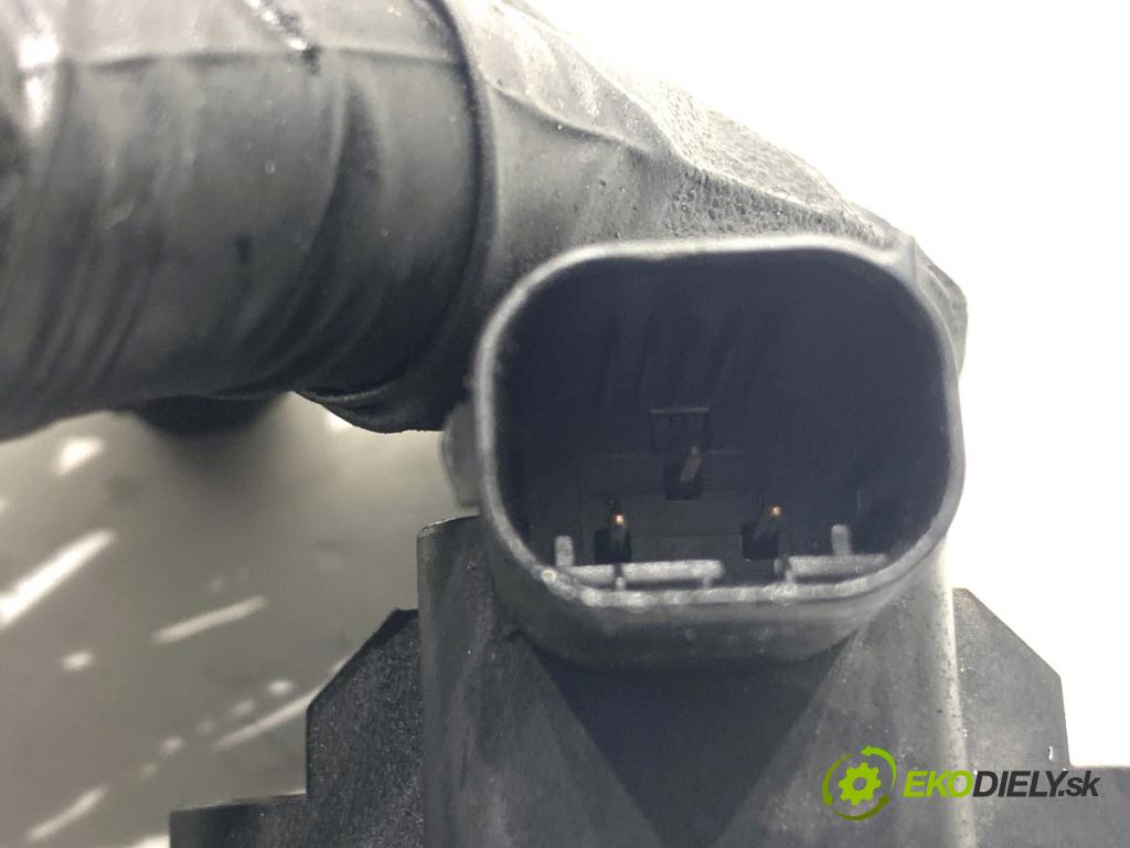 MERCEDES-BENZ X204 SUV 2010 125 kW 220 CDI (204.902) 2143 Snímač tlaku A0061539728 0261230190 (Snímač tlaku)