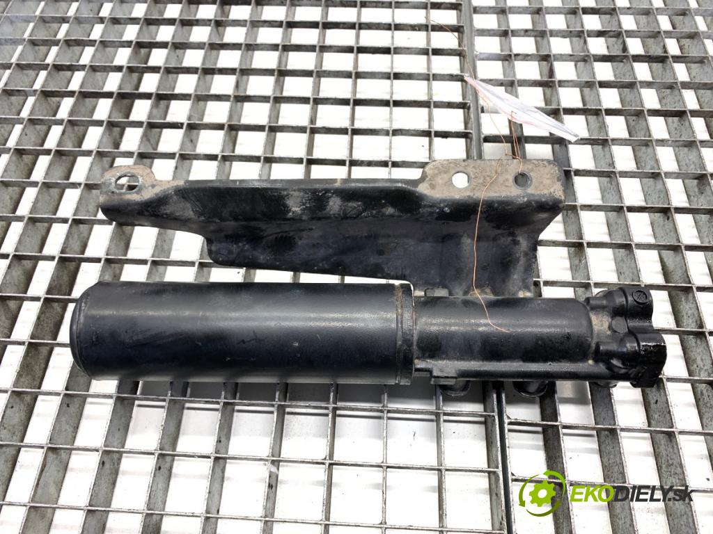 AUDI A6 C7 Kombi 2017 445 kW RS6 performance quattro 3993 rozdělovač nápravy 4G0616813