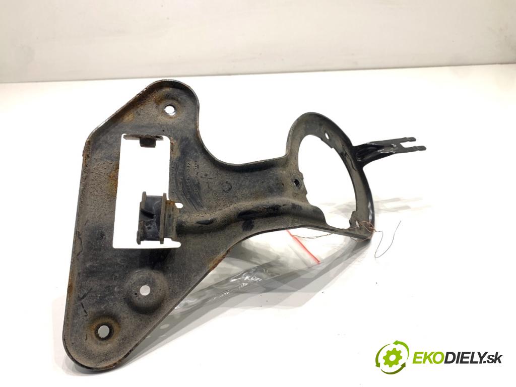 AUDI A6 C7 Kombi 2017 445 kW RS6 performance quattro 3993 Držiak pumpy vzduchu 4G0906617H