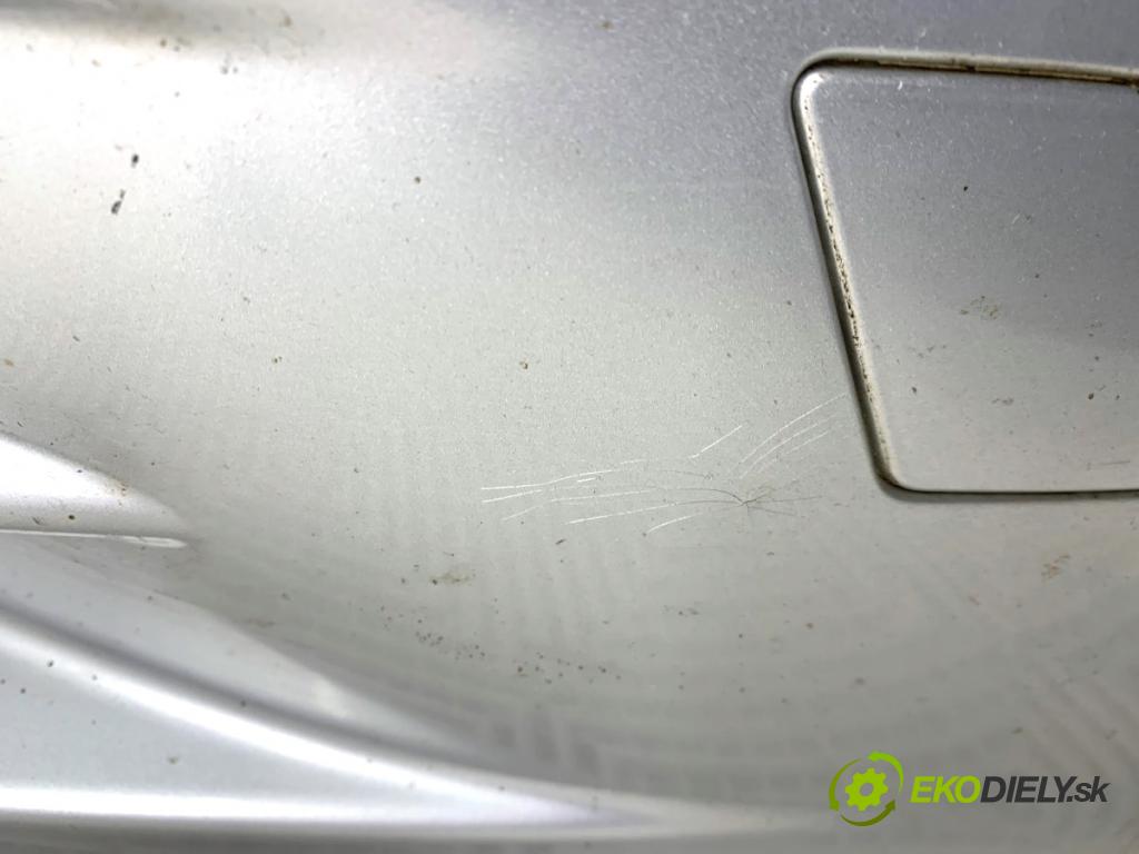VW TIGUAN SUV 2008 103 kW 2.0 TDI 4motion 1968 Nárazník predný  (Kľučka dverí ostatné)
