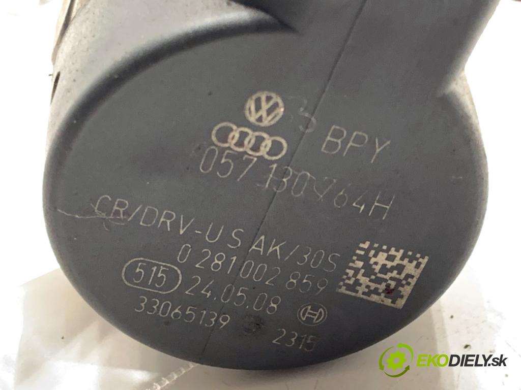 VW TIGUAN SUV 2008 103 kW 2.0 TDI 4motion 1968 Regulátor tlaku paliva 057130764H (Palivový systém ostatné)
