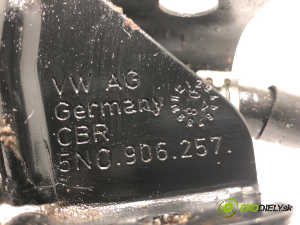 VW TIGUAN SUV 2008 103 kW 2.0 TDI 4motion 1968 Pumpa paliva vonkajšia 5N0906274B (Palivové čerpadlo)