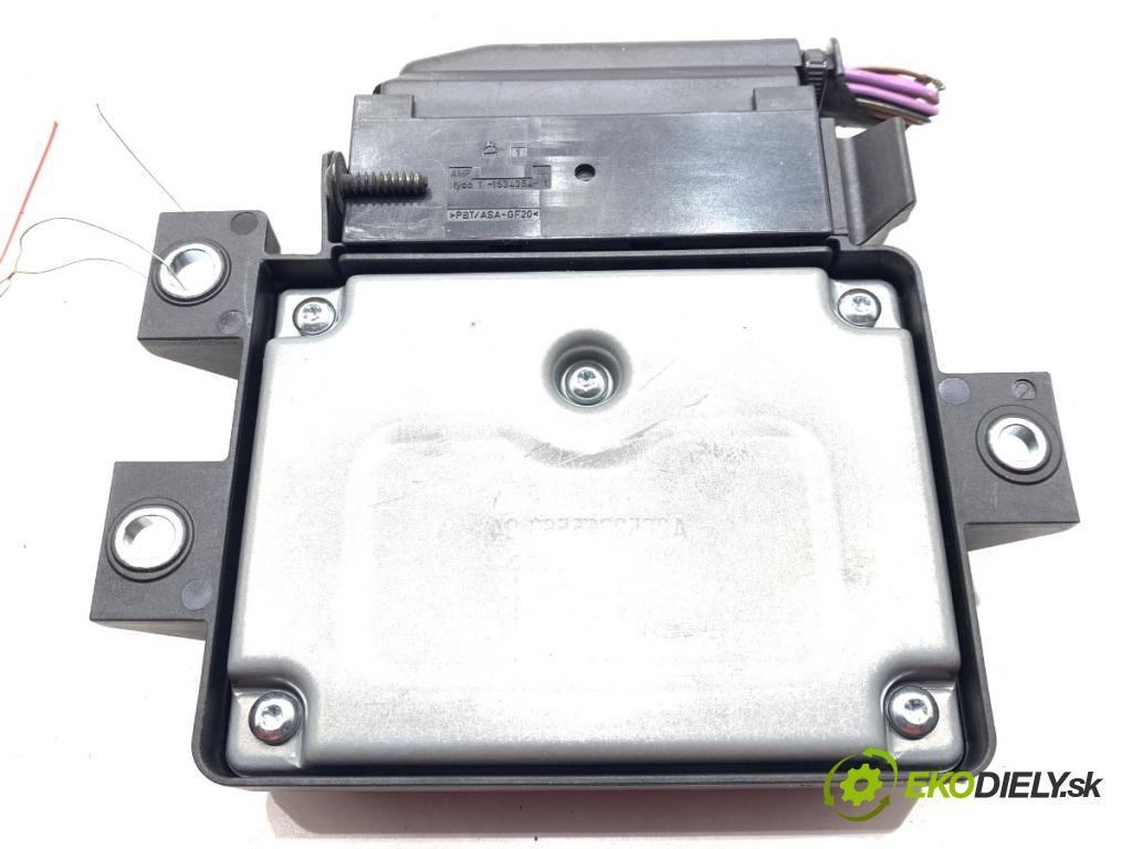 VW TIGUAN SUV 2008 103 kW 2.0 TDI 4motion 1968 modul brzdy ruční brzdy 5N0907801B