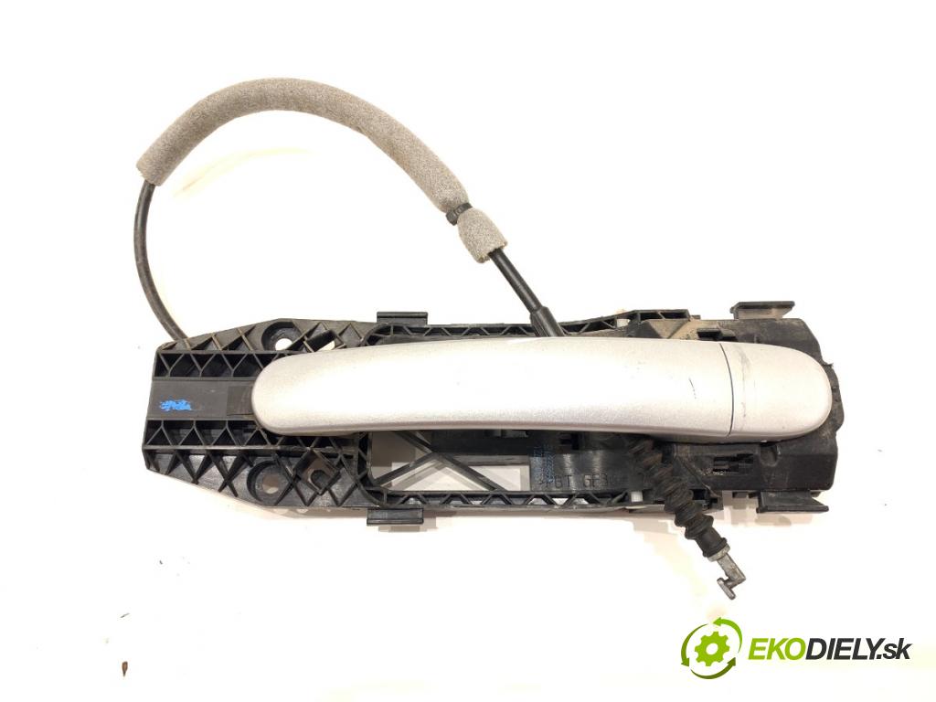 VW TIGUAN SUV 2008 103 kW 2.0 TDI 4motion 1968 klika vnejší levý zadní část 5N0839885F