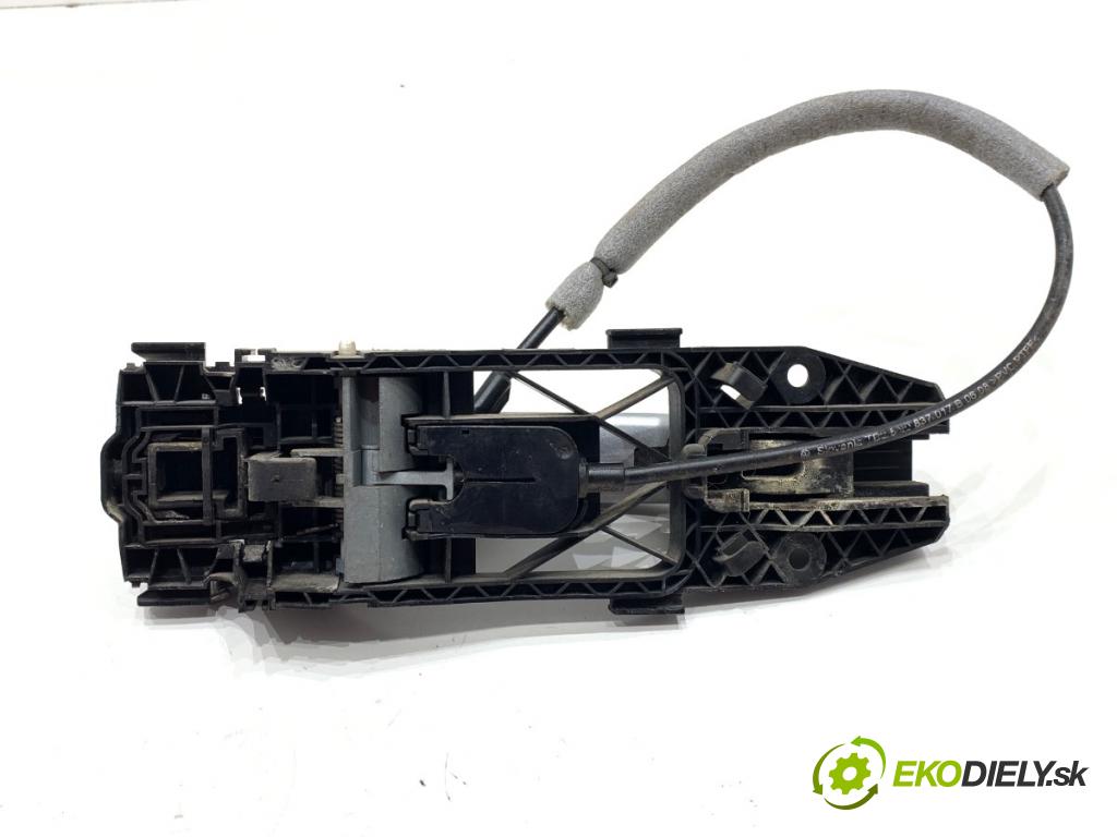 VW TIGUAN SUV 2008 103 kW 2.0 TDI 4motion 1968 klika vnejší levý zadní část 5N0839885F