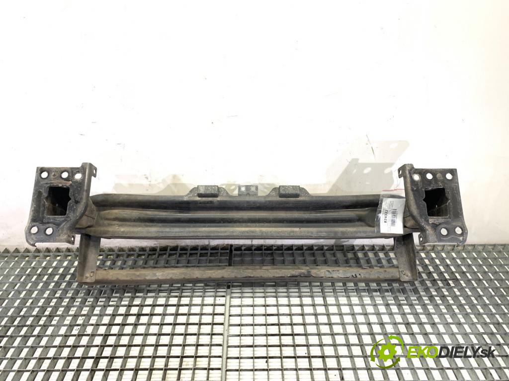 VW TIGUAN SUV 2008 103 kW 2.0 TDI 4motion 1968 výztuha nárazníka přední část  (Přední výztuha)