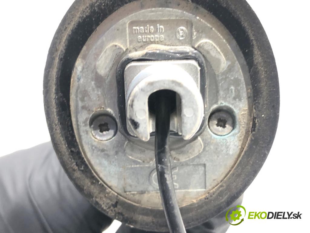 VW TIGUAN SUV 2008 103 kW 2.0 TDI 4motion 1968 ANTENA 6Q0035575A