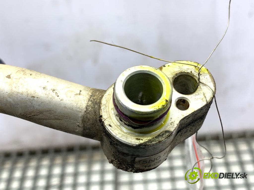 VW TIGUAN SUV 2008 103 kW 2.0 TDI 4motion 1968 rúrka klimatizace 5N0820743D (Trubka klimatizace)