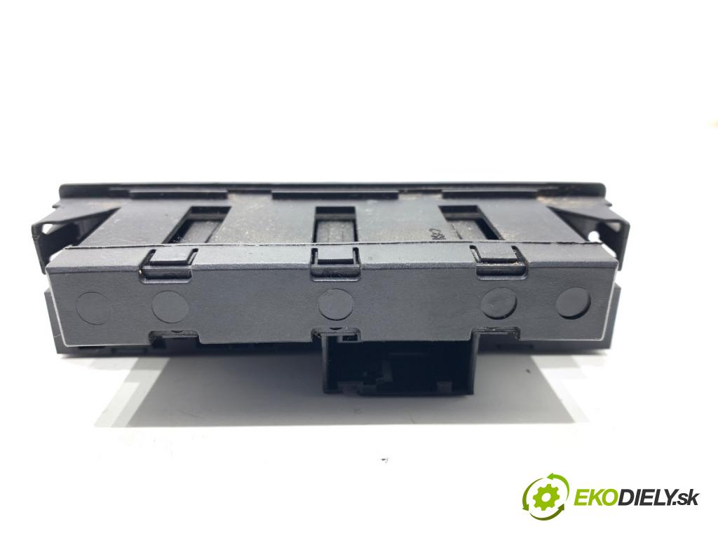 VW TIGUAN SUV 2008 103 kW 2.0 TDI 4motion 1968 Panel přepínač 5N1927132M