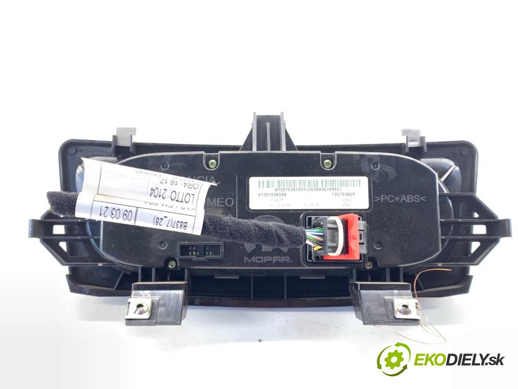 FIAT TIPO sedan 2021 70 kW 1.4 (356SXA1B) 1368 Panel ovládania kúrenia 07357538250 (Prepínacie páčky pod volantom)