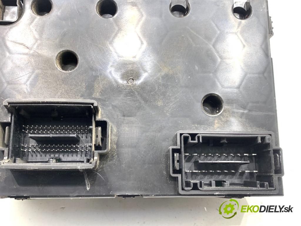 FIAT TIPO sedan 2021 70 kW 1.4 (356SXA1B) 1368 modul BSI 00521977270 (Pojistková skříňka)