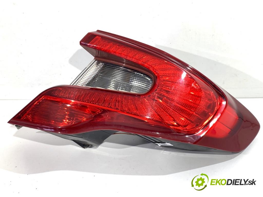 FIAT TIPO sedan 2021 70 kW 1.4 (356SXA1B) 1368 světlo pravý zadní část 521954570E