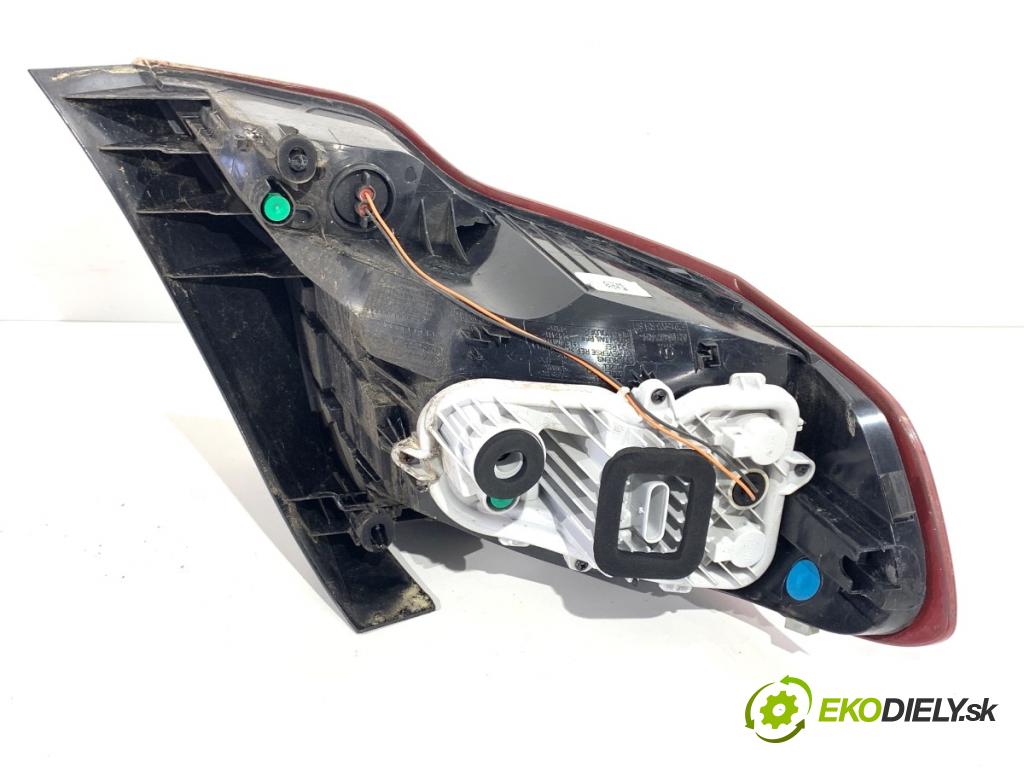 FIAT TIPO sedan 2021 70 kW 1.4 (356SXA1B) 1368 světlo pravý zadní část 521954570E