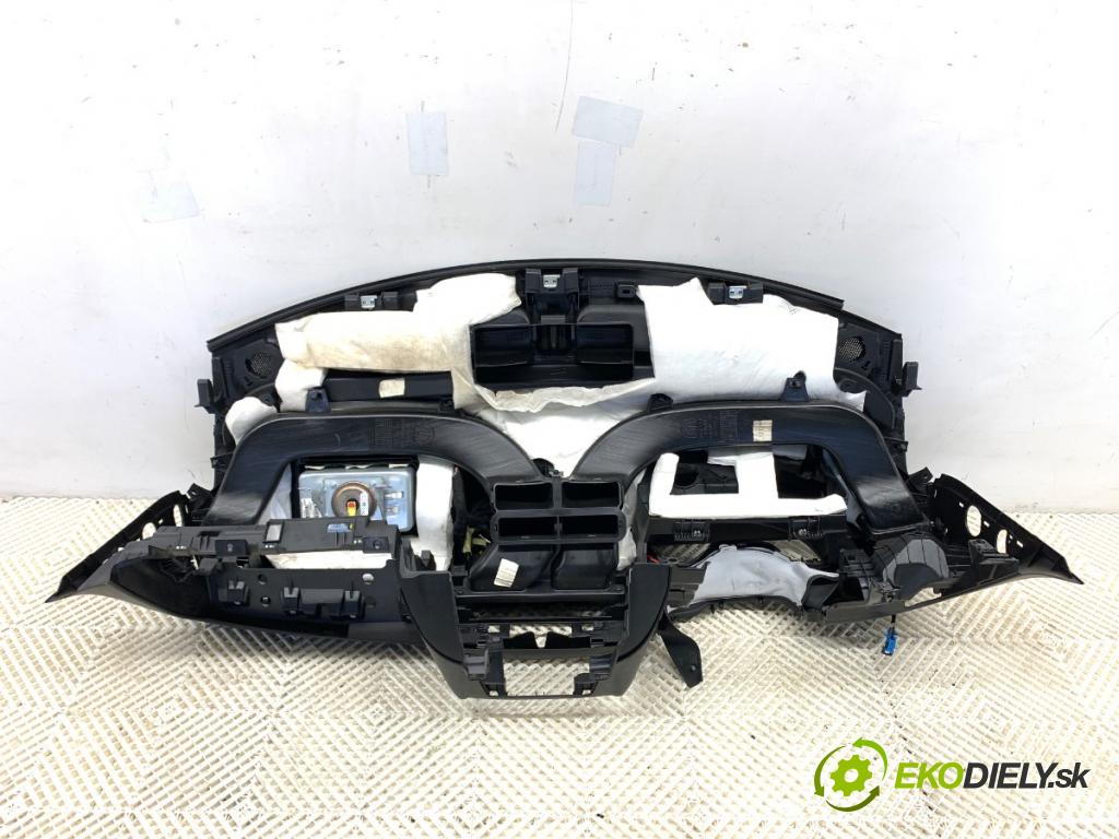 FIAT TIPO sedan 2021 70 kW 1.4 (356SXA1B) 1368 Palubná doska silentbloku pasy