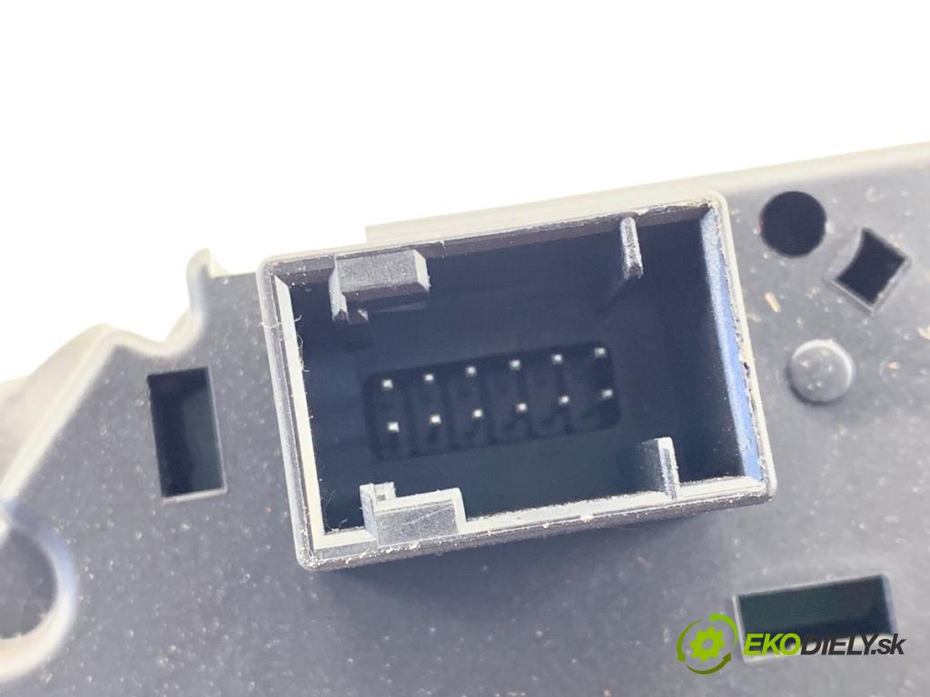 FIAT TIPO sedan 2021 70 kW 1.4 (356SXA1B) 1368 Prepínač kombinovaný 07357585910 (Prepínacie páčky pod volantom)