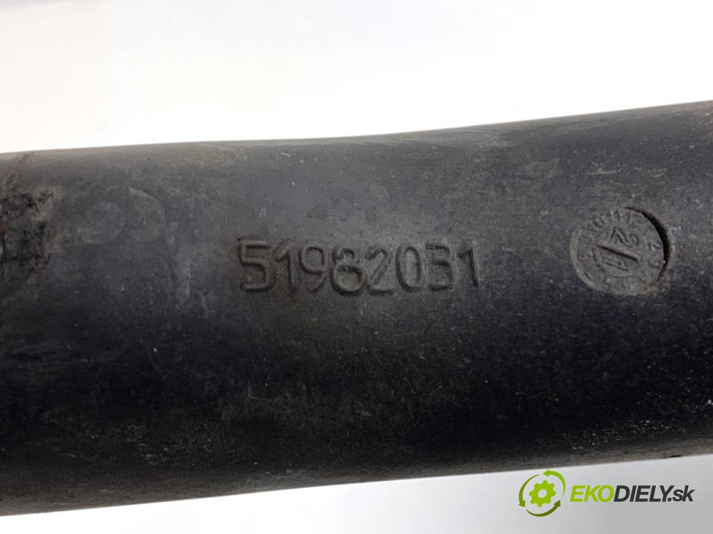 FIAT TIPO sedan 2021 70 kW 1.4 (356SXA1B) 1368 Rúra vzduchu 51982031