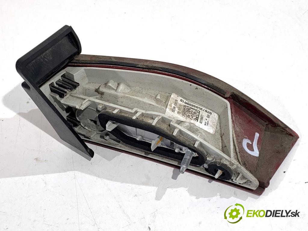 FIAT TIPO sedan 2021 70 kW 1.4 (356SXA1B) 1368 světlo pravá zadní část vnitřní 52195071