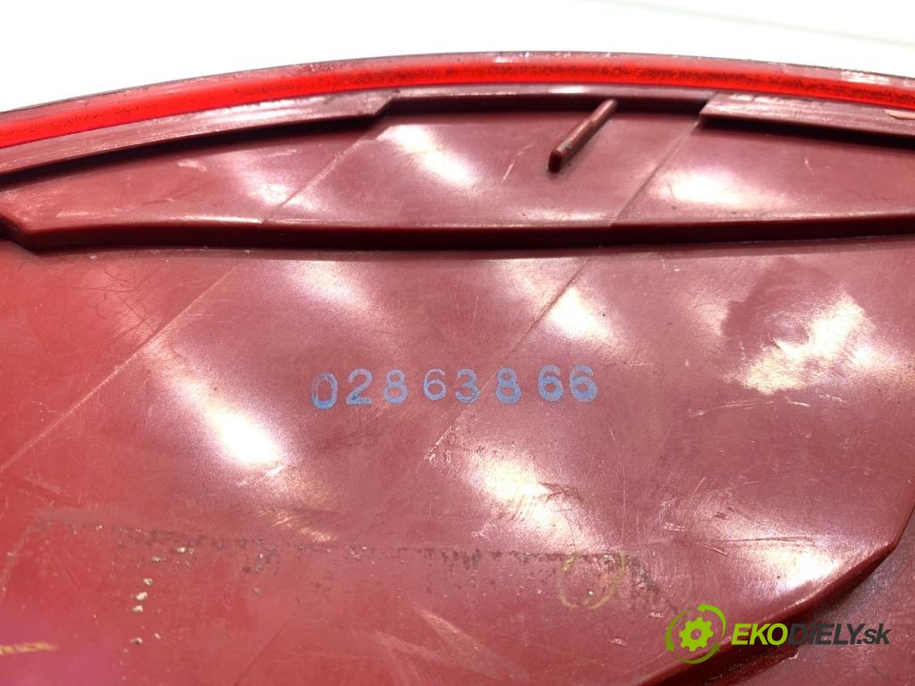 AUDI A6 C6 sedan 2004 188 kW 3.2 FSI 3123 Svetlo ľavy zad