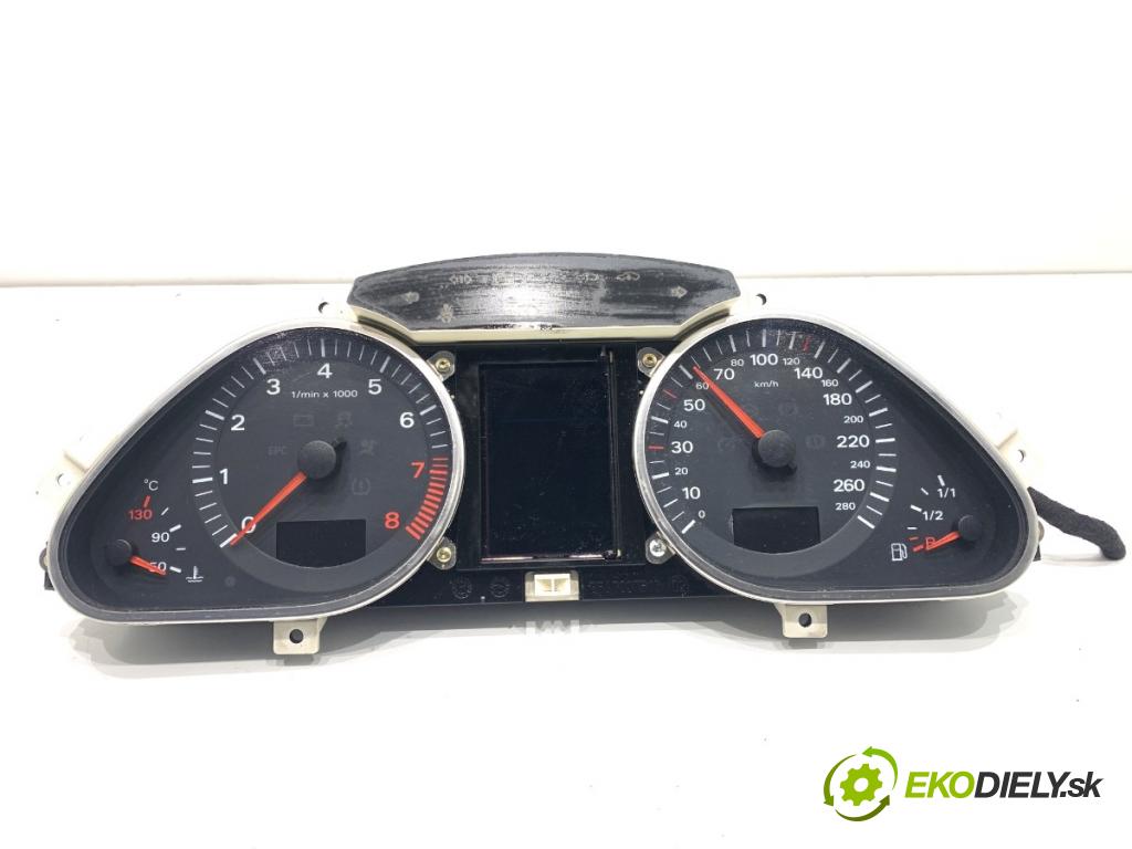 AUDI A6 C6 sedan 2004 188 kW 3.2 FSI 3123 Prístrojovka 4F0920900R (Prístrojová doska)