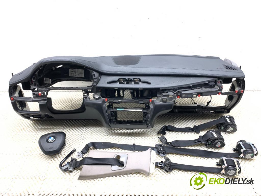 BMW F16 SUV 2014 190 kW xDrive 30 d 2993 Palubná doska silentbloku pasy 