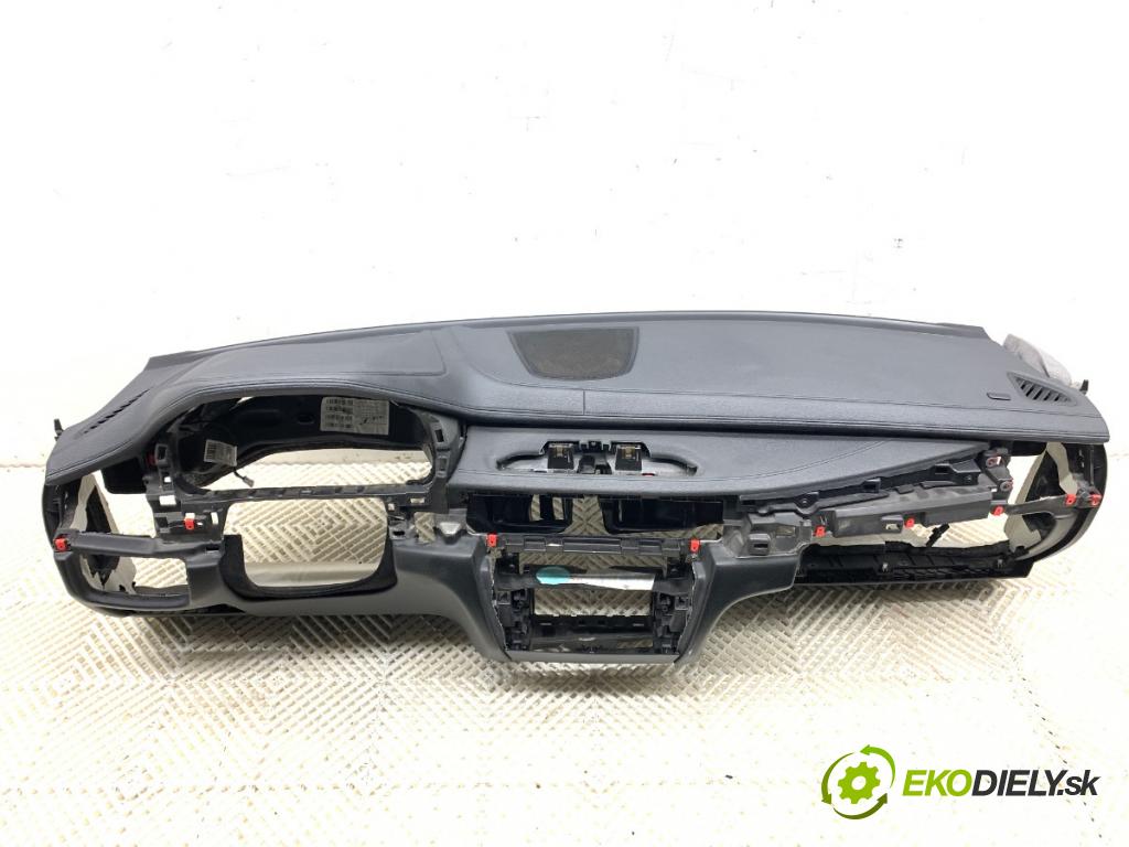 BMW F16 SUV 2014 190 kW xDrive 30 d 2993 Palubná doska silentbloku pasy