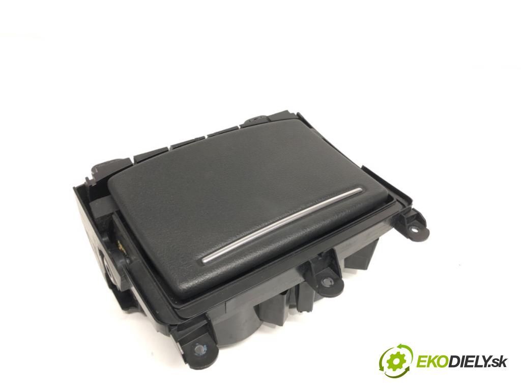 AUDI A6 C7 Kombi 2017 445 kW RS6 performance quattro 3993 Držiak na nápoje 4G0862534 (Držiak (úchyt) na nápoje)