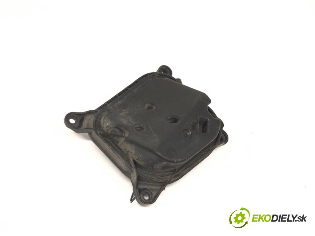 AUDI A6 C7 Kombi 2017 445 kW RS6 performance quattro 3993 Modul svetiel LED 130722301404