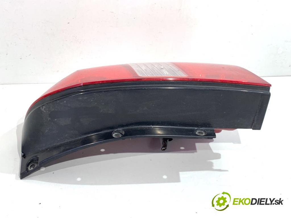HYUNDAI TUCSON SUV 2006 103 kW 2.0 CRDi 1991 Svetlo pravy zad 92402-2E010