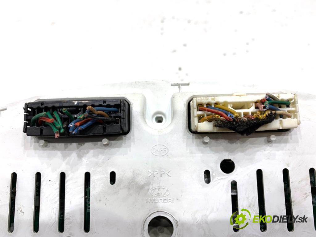 HYUNDAI TUCSON SUV 2006 103 kW 2.0 CRDi 1991 Prístrojovka 94013-2E421 (Prístrojová doska)