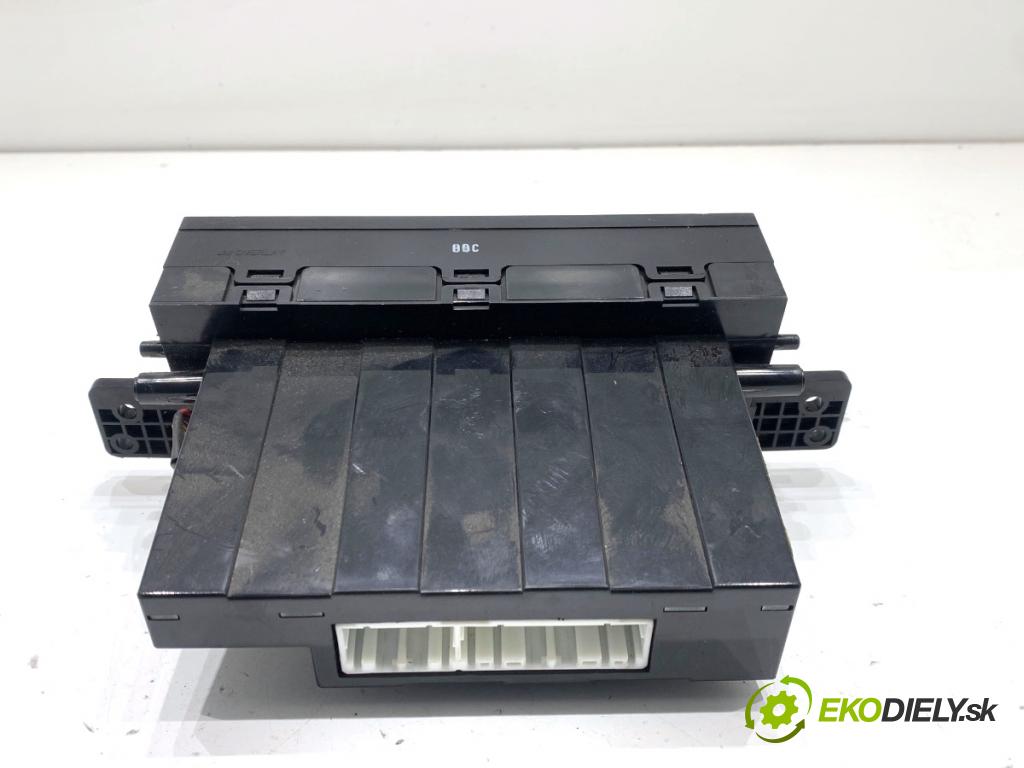 HYUNDAI TUCSON SUV 2006 103 kW 2.0 CRDi 1991 Panel ovládania kúrenia 97250-2EXXX (Prepínacie páčky pod volantom)