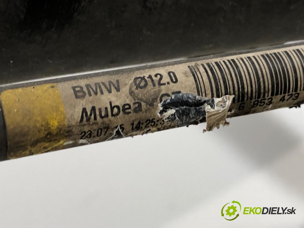 BMW F30 sedan 2015 180 kW 328 i xDrive 1997 výztuha zadní část
