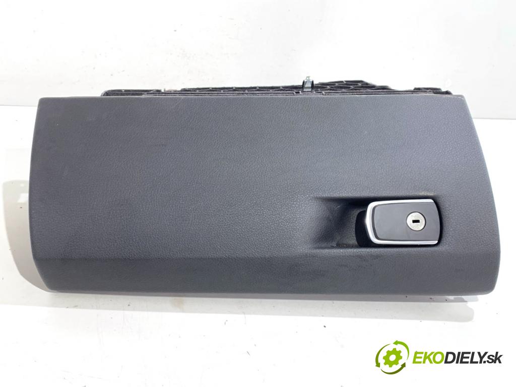 BMW F30 sedan 2015 180 kW 328 i xDrive 1997 Priehradka, kastlík spolujazdca 72758410 (Priehradka (kastlík))