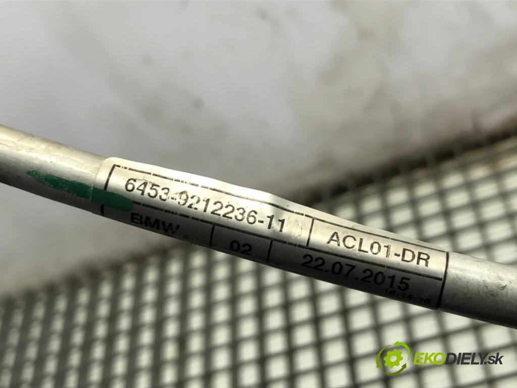 BMW F30 sedan 2015 180 kW 328 i xDrive 1997 rúrka klimatizace 9212236 (Trubka klimatizace)